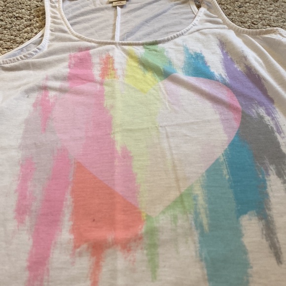 Mossimo white tank top with rainbow heart - Picture 2 of 5